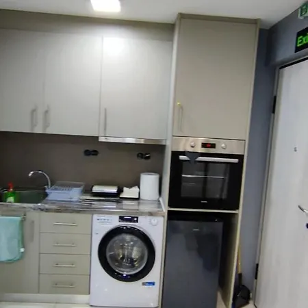 Modern Cozy Vergian 2 Min From The